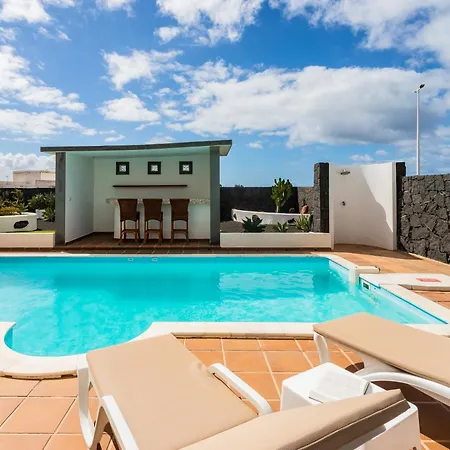 Sara Villa Playa Blanca (Lanzarote)