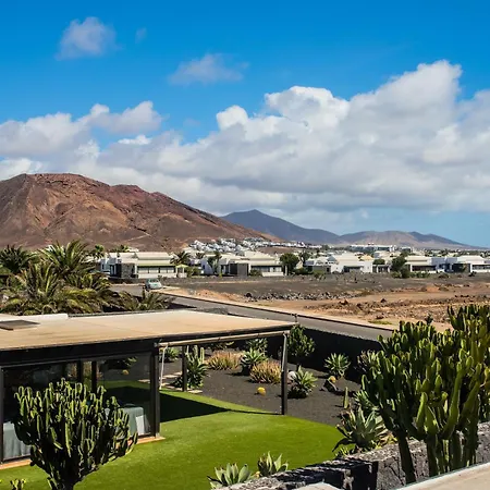 Sara Villa Playa Blanca (Lanzarote)