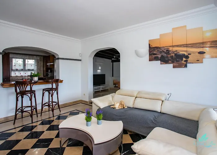 فيلة Sara بلايا بلانكا